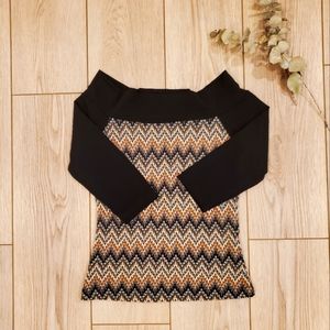 TAMPA size M pattern knit blouse, off shoulder